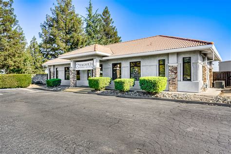 12 Best Dentists in Yuba City .